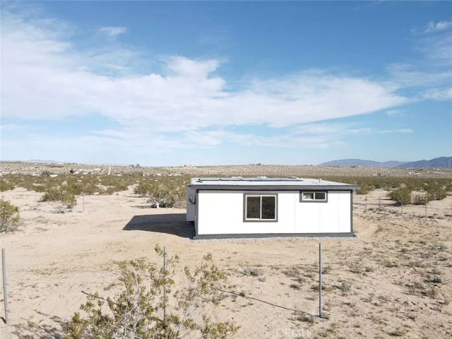 68423 Rainier, 29 Palms, CA 92277