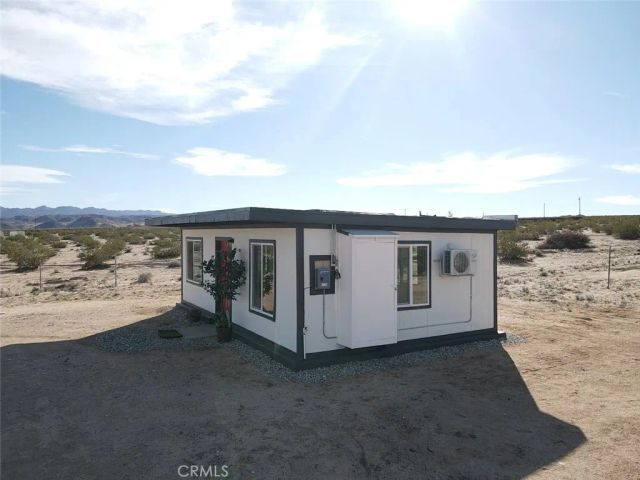 68423 Rainier, 29 Palms, CA 92277
