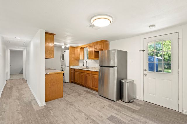 215 E 3rd Street, Ferris, TX 75125