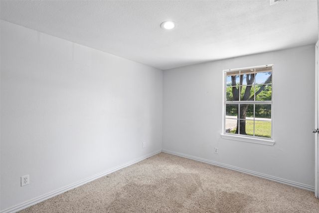 215 E 3rd Street, Ferris, TX 75125