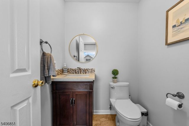 62 Longfield Dr, Hillsborough Twp., NJ 08844