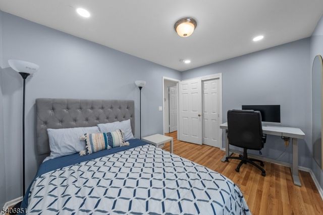 62 Longfield Dr, Hillsborough Twp., NJ 08844