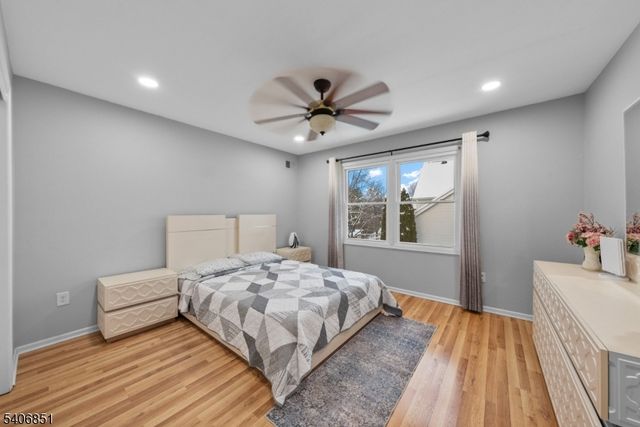 62 Longfield Dr, Hillsborough Twp., NJ 08844