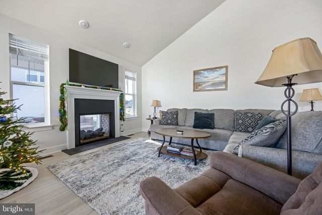 35028 BLACK WALNUT DR, Lewes, DE 19958