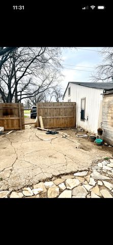 605 S Bradshaw Street, Denton, TX 76205