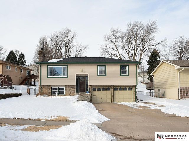 5330 S 91st Street, Omaha, NE 68127