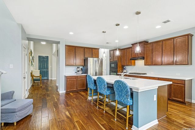 7139 Ravensdale, San Antonio, TX 78250