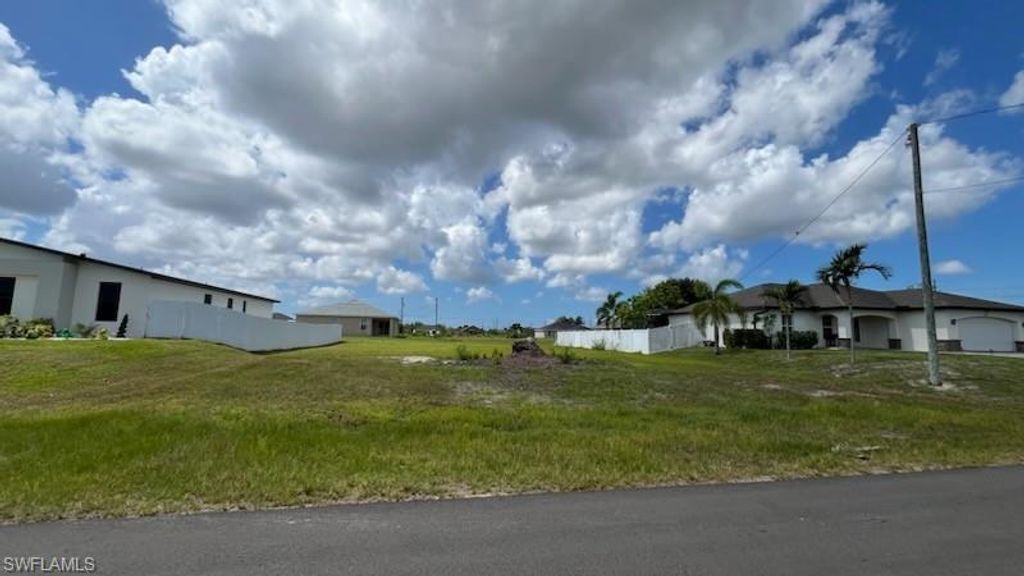 2236 NW 7th ST, CAPE CORAL, FL 33993 — photo 3