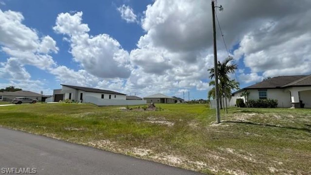 2236 NW 7th ST, CAPE CORAL, FL 33993 — photo 4