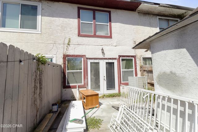 4455 W 19th Street 16, Panama City, FL 32405