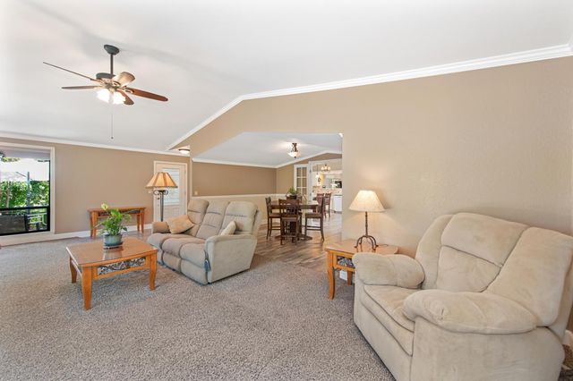 5125 Thomas Dr, Auburn, CA 95602