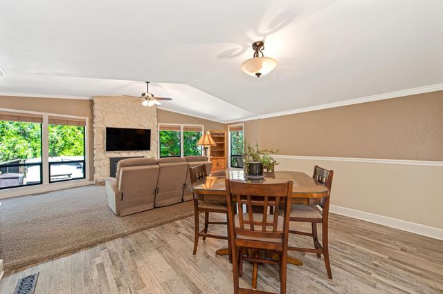 5125 Thomas Dr, Auburn, CA 95602