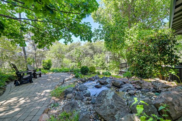 5125 Thomas Dr, Auburn, CA 95602