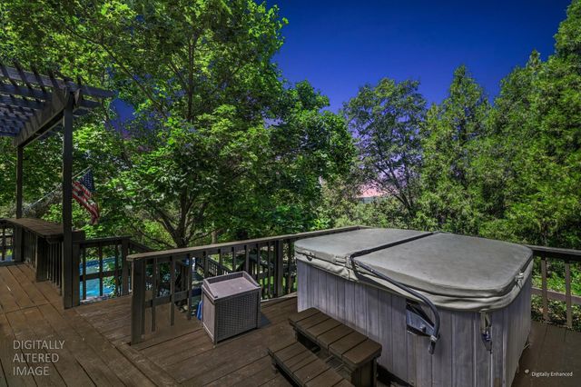 5125 Thomas Dr, Auburn, CA 95602
