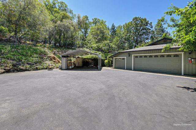 5125 Thomas Dr, Auburn, CA 95602