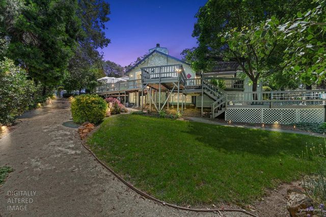 5125 Thomas Dr, Auburn, CA 95602
