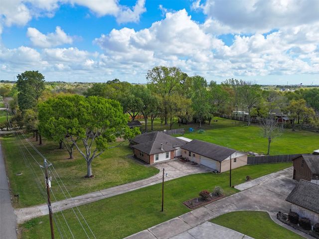 4409 Avenue J, Santa Fe, TX 77510