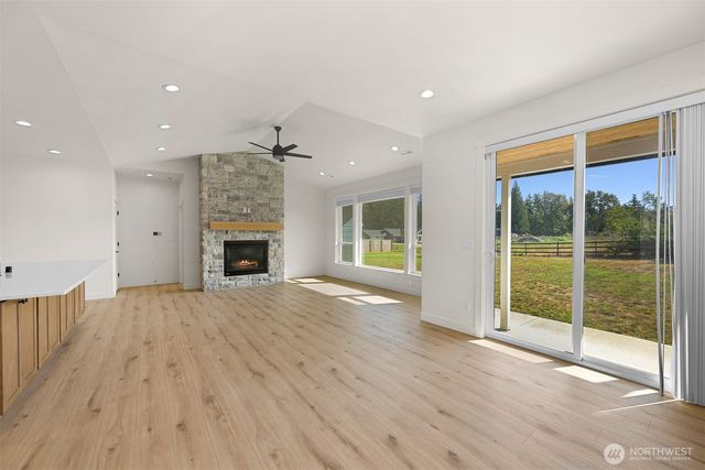 1112 Night Hawk Way, Everson, WA 98247