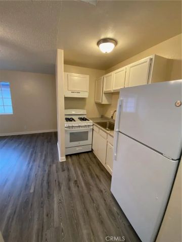 149 N Alexandria Avenue, Los Angeles, CA 90004