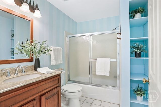 221 Lakeshore Drive, Savannah, GA 31419
