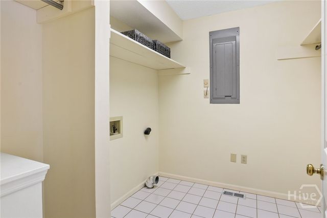 221 Lakeshore Drive, Savannah, GA 31419