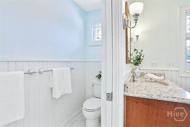 221 Lakeshore Drive, Savannah, GA 31419