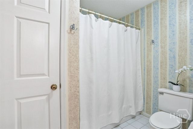 221 Lakeshore Drive, Savannah, GA 31419