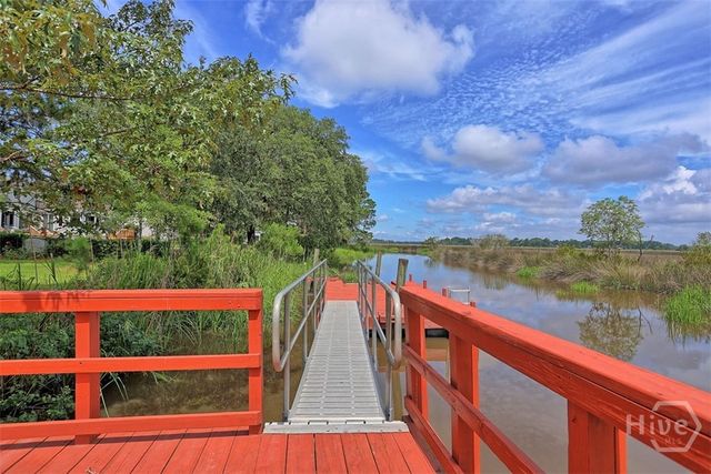 221 Lakeshore Drive, Savannah, GA 31419