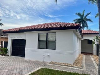6983 SW 161st Place 0, Miami, FL 33193