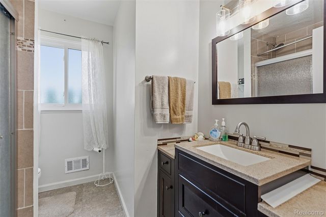 792 Fairview Drive, Imlay City, MI 48444
