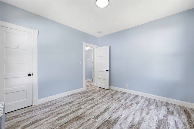 60 Barrison St, Springfield, MA 01109
