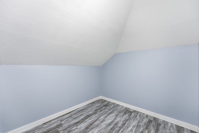 60 Barrison St, Springfield, MA 01109