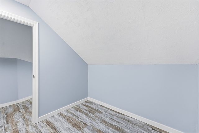 60 Barrison St, Springfield, MA 01109