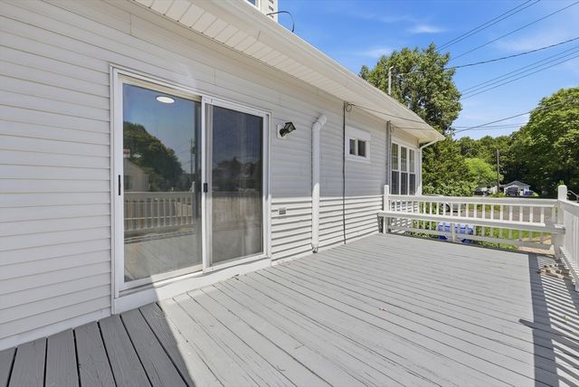 60 Barrison St, Springfield, MA 01109