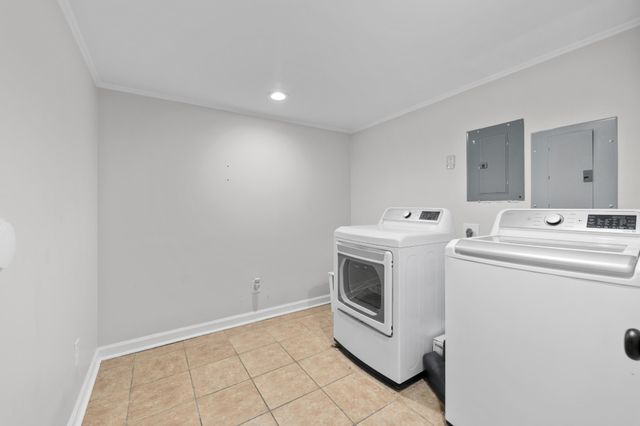 311 AVON RD, Memphis, TN 38117
