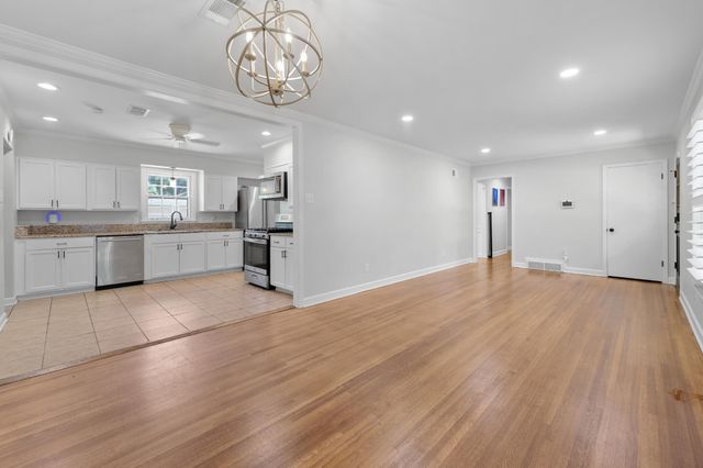 311 AVON RD, Memphis, TN 38117