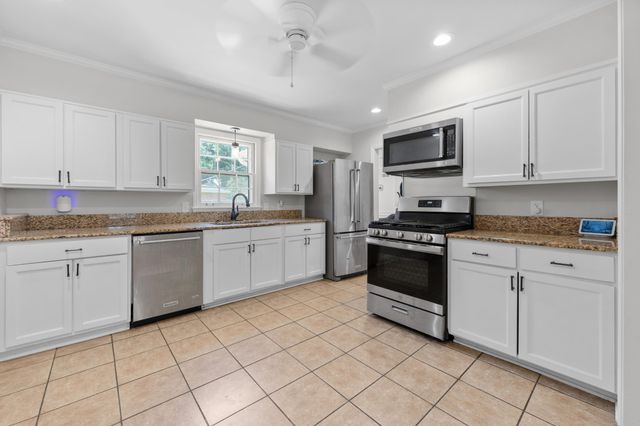 311 AVON RD, Memphis, TN 38117