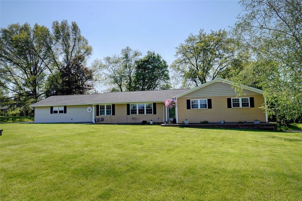 815 Gallup Road, Sweden, NY 14559