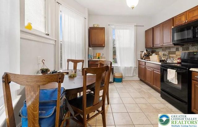 717 West Broad Street 2, Bethlehem City, PA 18018