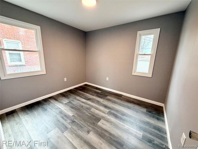 10055 Ward Street, Detroit, MI 48227