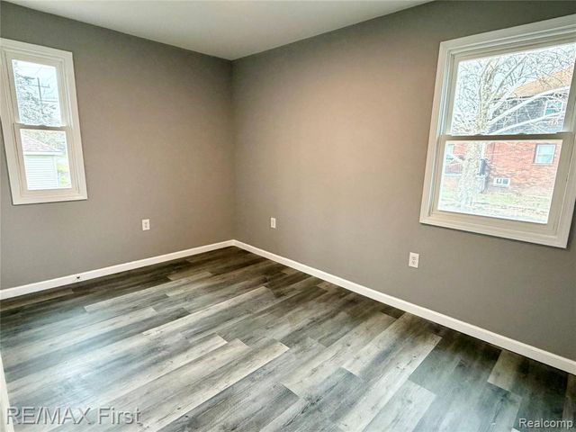 10055 Ward Street, Detroit, MI 48227