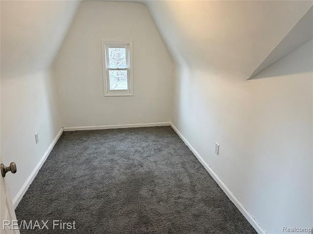 10055 Ward Street, Detroit, MI 48227