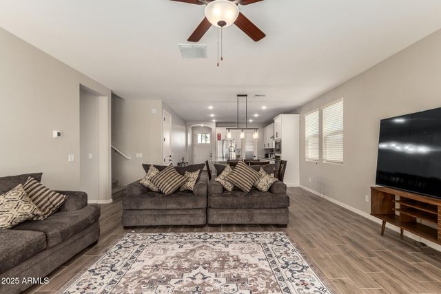 16213 W SOFT WIND Drive, Surprise, AZ 85387