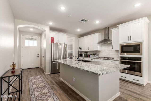 16213 W SOFT WIND Drive, Surprise, AZ 85387