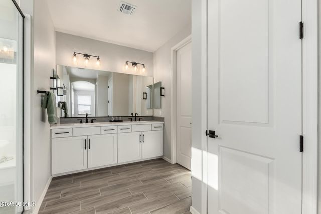 16213 W SOFT WIND Drive, Surprise, AZ 85387