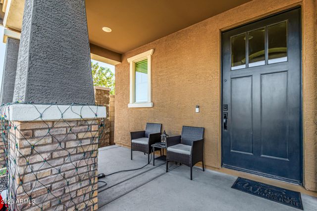 16213 W SOFT WIND Drive, Surprise, AZ 85387