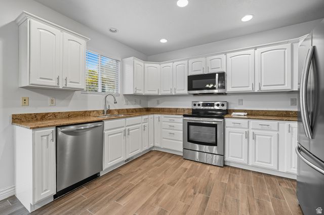 7474 S SUNSET MAPLE DR, West Jordan, UT 84081