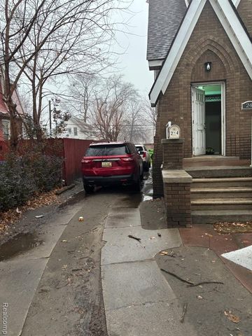 24 Linden Street, River Rouge, MI 48218