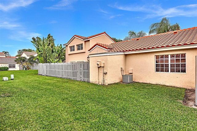 1439 Springside Dr 1439, Weston, FL 33326