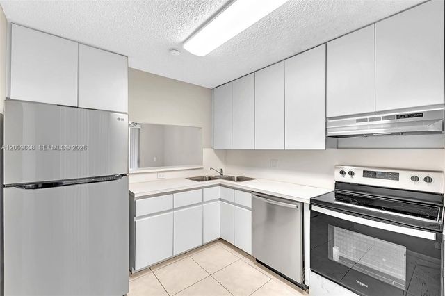 1439 Springside Dr 1439, Weston, FL 33326